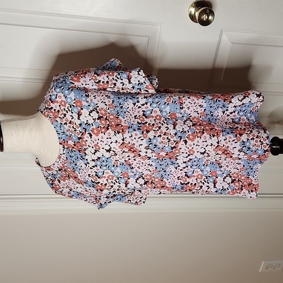 Loft Floral Ruffle Sleeve Top Size S - Picture 2 of 14